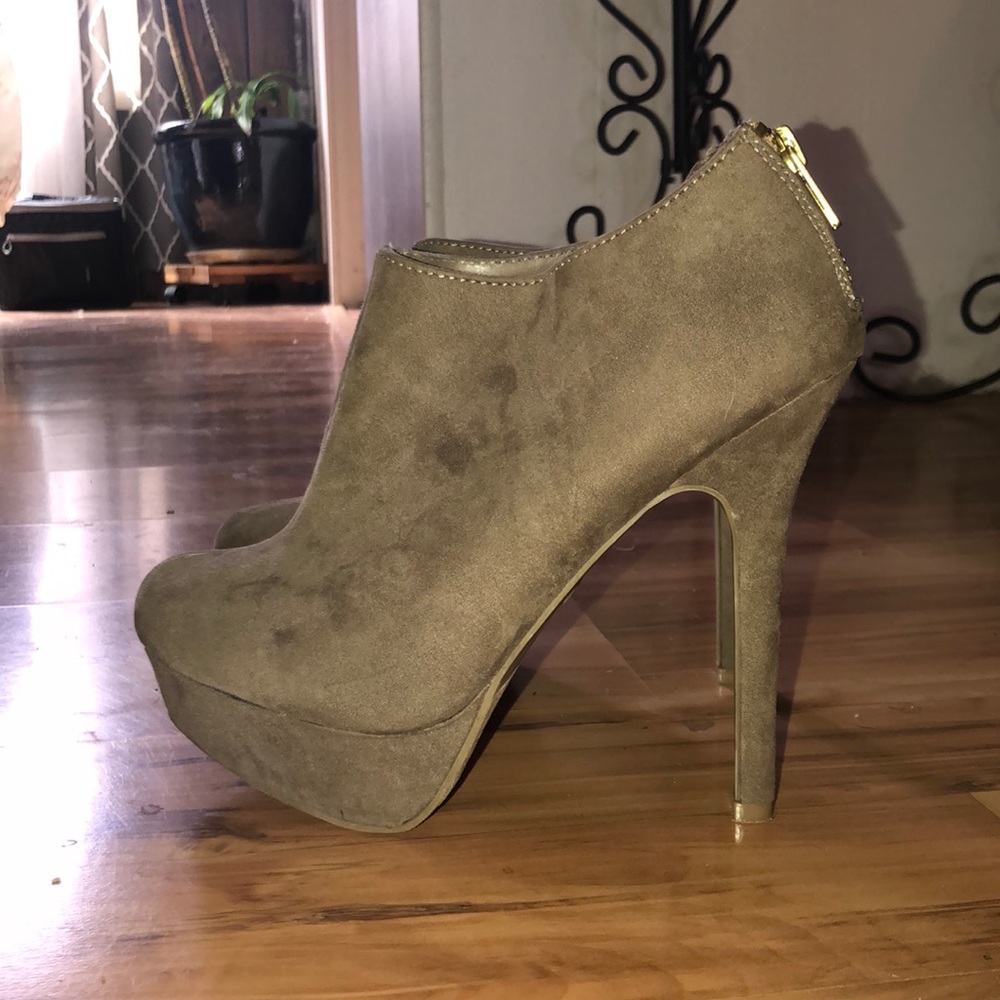 Platform booties - Picture 4 of 4